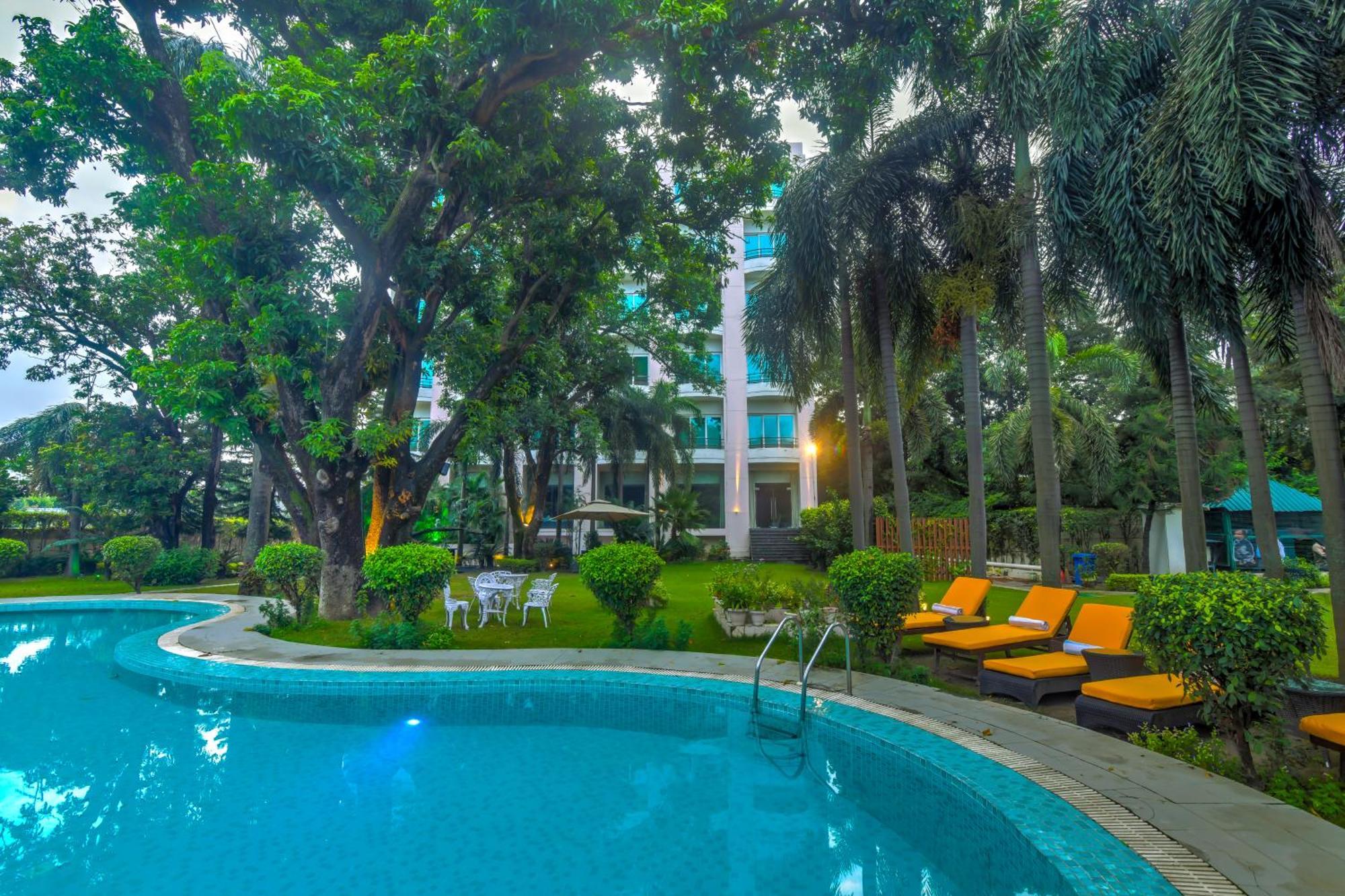 Godwin Hotel Haridwār Buitenkant foto